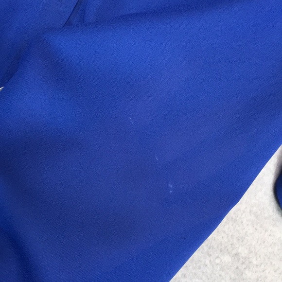 MONROE & MAIN Cool Semi-Sheer Summer Top Adjustable Sleeves with Tie & Hi Lo Hem - Picture 13 of 16